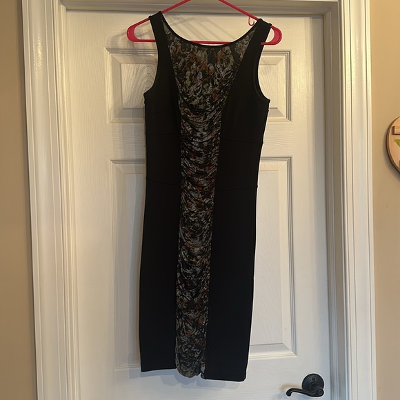 Womens dress - Picture 5 of 6